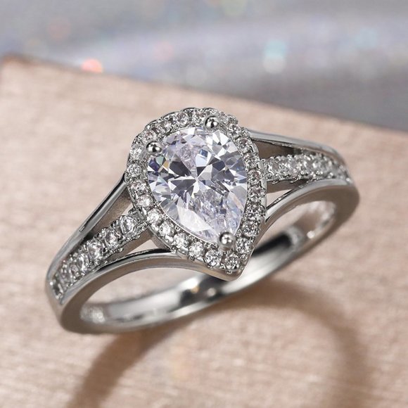 💥Elegant Three Layer Water Drop Zircon Romantic Pear Ring for Women,MARR9026 - Picture 1 of 6
